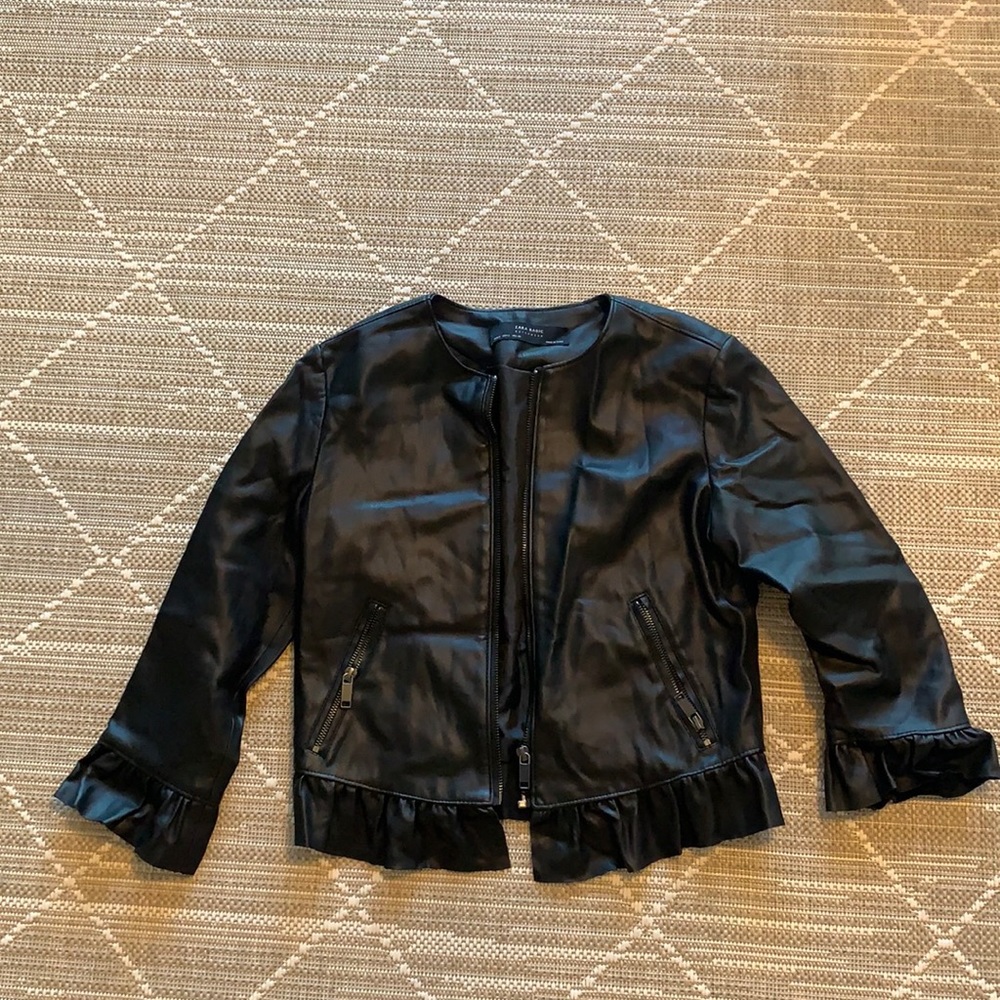 Faux leather black Zara crop jacket